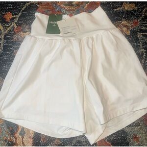 Halara Softlyzero Airy White Shorts S NWT